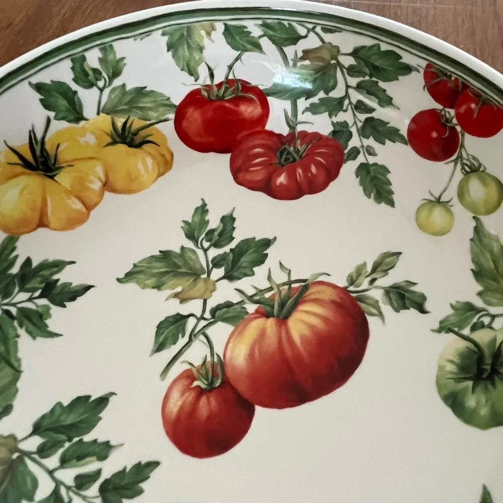 Sur La Table Tomato Print Vegetable/Pasta Bowl 8